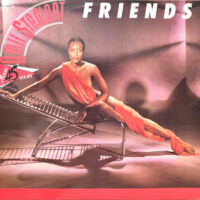 12 / AMII STEWART / FRIENDS